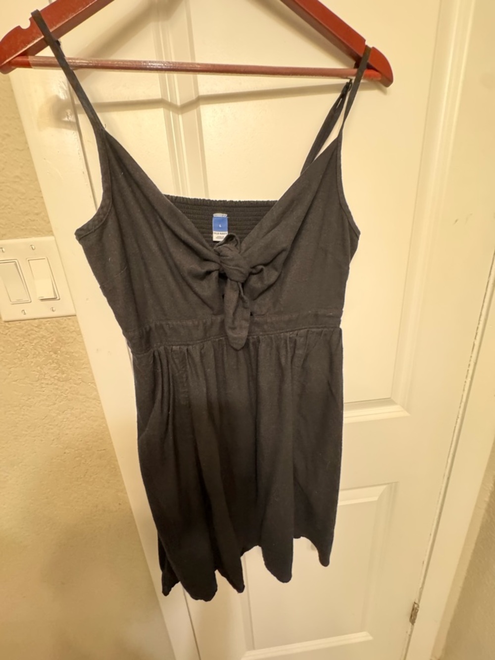 Old Navy Black Casual Dress with Elastic Waist